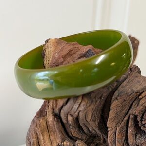 Olive Green Bakelite Bangle Bracelet